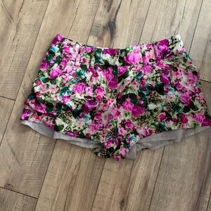 Forever 21 floral shorts small